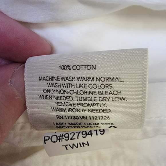 Random Bundle Of Linens - Picture 3 of 6